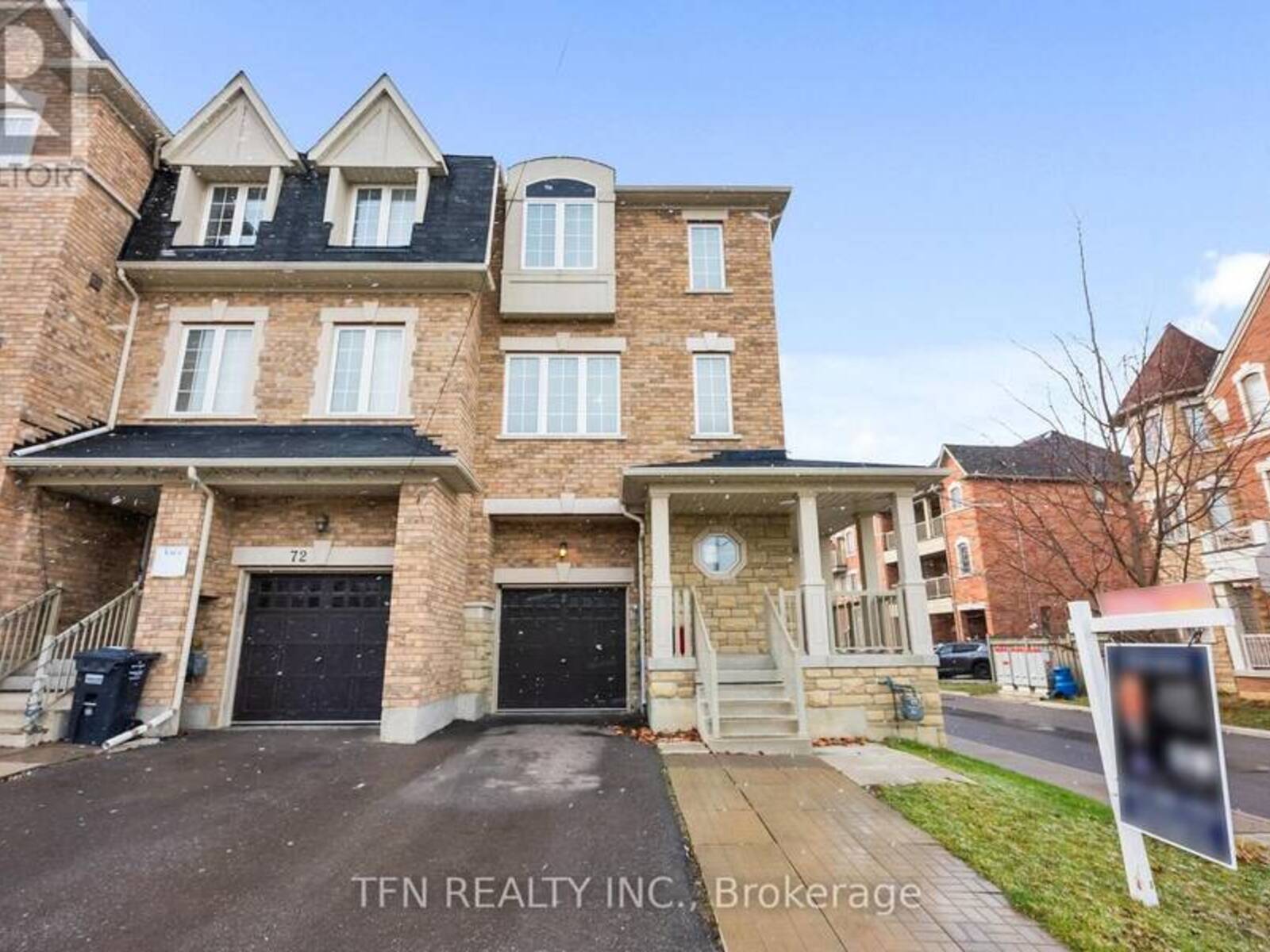 2 SHIFF CRESCENT, Brampton, Ontario L6Z 0B4
