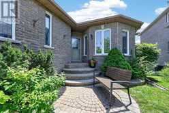 157 BIRKHALL PLACE | Barrie Ontario | Slide Image Two