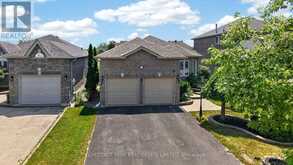 157 BIRKHALL PLACE | Barrie Ontario | Slide Image Three