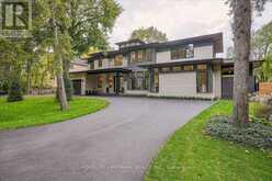 114 REDING ROAD | Ancaster Ontario | Slide Image Four