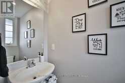 15 MCALLISTAR DRIVE | Binbrook Ontario | Slide Image Eight
