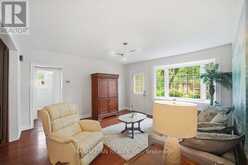 10 VICTOR DRIVE | Whitchurch-Stouffville Ontario | Slide Image Four