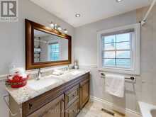125 LONGWATER CHASE | Markham Ontario | Slide Image Thirty-four