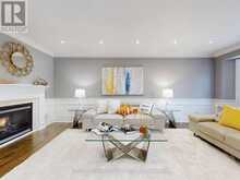 125 LONGWATER CHASE | Markham Ontario | Slide Image Eight