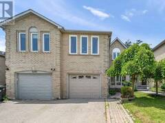 5244 CINNAMON ROAD Mississauga Ontario, L5V 1T3