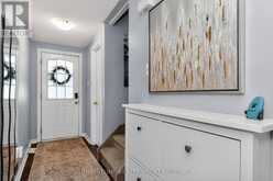 104 HICKLING TRAIL | Barrie Ontario | Slide Image Nine