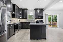 1049 MELSETTER WAY | London Ontario | Slide Image Nine