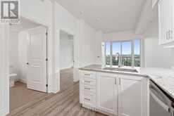 1210 - 9618 YONGE STREET | Richmond Hill Ontario | Slide Image Ten
