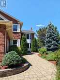 47 GLEN HILL DRIVE | Whitby Ontario | Slide Image Three