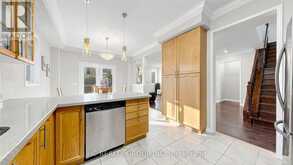 232 STONEBRIDGE DRIVE | Markham Ontario | Slide Image Seventeen