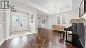 232 STONEBRIDGE DRIVE | Markham Ontario | Slide Image Two