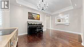 232 STONEBRIDGE DRIVE | Markham Ontario | Slide Image Six