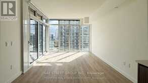 912 - 1 CONCORD CITYPLACE WAY | Toronto Ontario | Slide Image Four