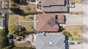 11 SORRENTO DRIVE | Richmond Hill Ontario | Slide Image Forty-five