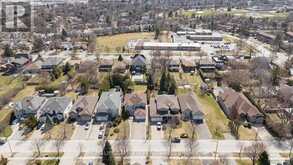 11 SORRENTO DRIVE | Richmond Hill Ontario | Slide Image Forty-seven