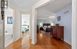 412 BUTLER COURT | Aurora Ontario | Slide Image Nineteen