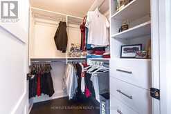 25 WHISPERING PINE TRAIL | Aurora Ontario | Slide Image Thirty-two