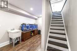 25 WHISPERING PINE TRAIL | Aurora Ontario | Slide Image Thirty-six