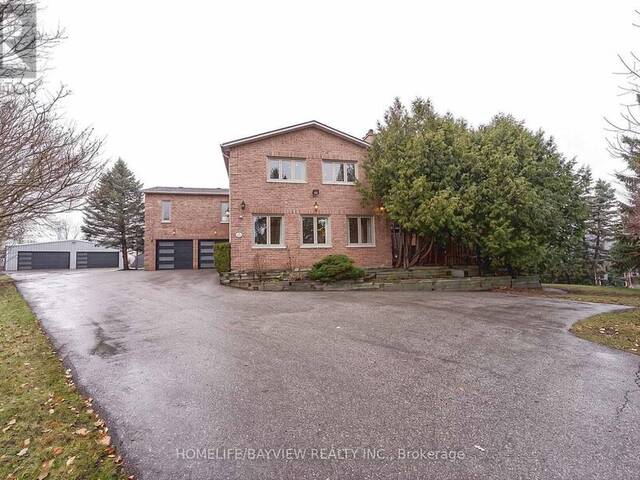 25 WHISPERING PINE TRAIL Aurora Ontario, L4G 5C7 - 4 Bedrooms Home For Sale