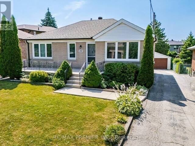 295 FALSTAFF AVENUE Toronto Ontario, M6L 2G4 - 4 Bedrooms Home For Sale