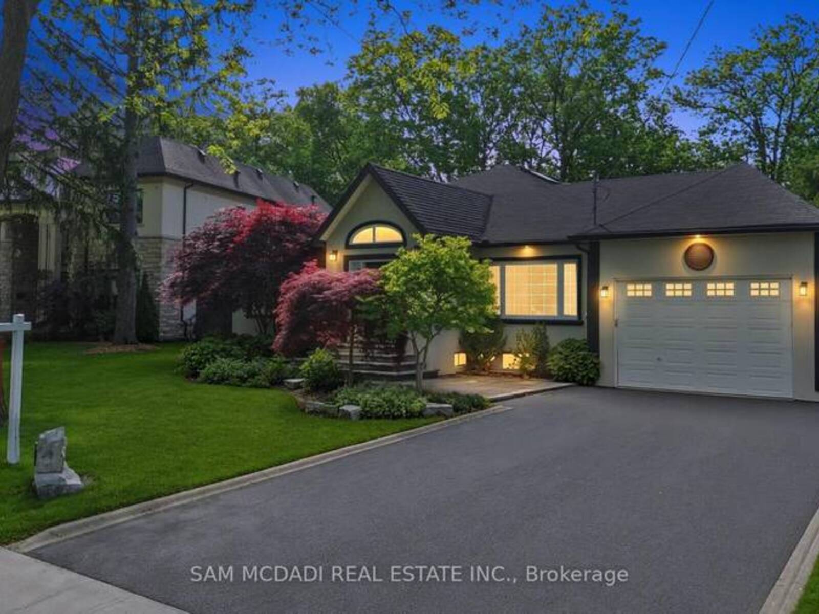 1195 CRESTDALE ROAD, Mississauga, Ontario L5H 1X6