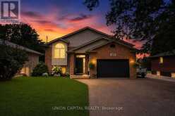 6699 MONTROSE ROAD | Niagara Falls Ontario | Slide Image One