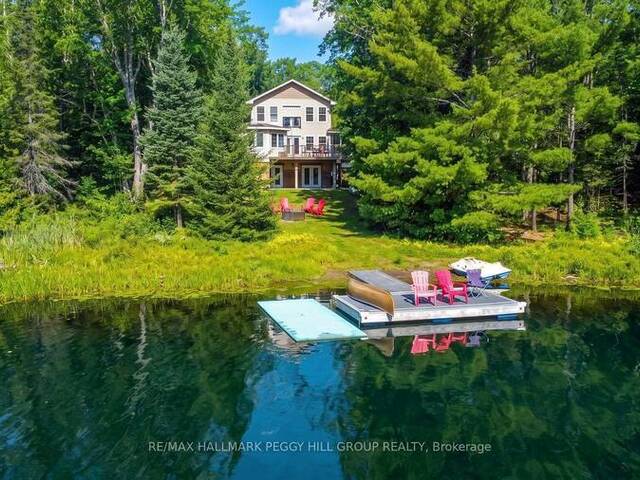 4 CLOVER COURT Kawartha Lakes Ontario, K0M 2A0 - 7 Bedrooms Waterfront Home For sale