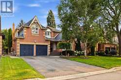 9 NETTLE'S COURT | Whitby Ontario | Slide Image One