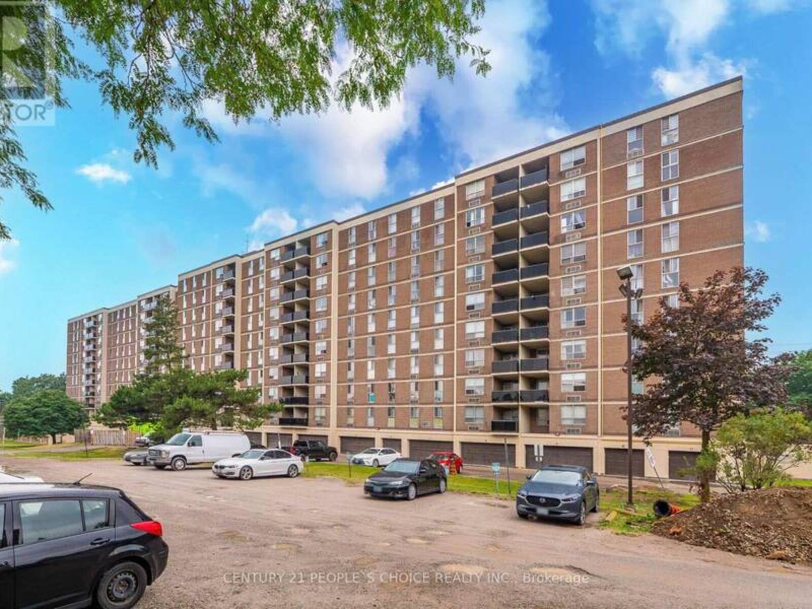 814 - 2825 ISLINGTON AVENUE, Toronto, Ontario M9L 2K1
