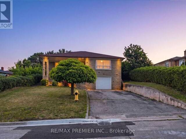 6 CANTON AVENUE Toronto Ontario, M3M 1N2 - 5 Bedrooms Home For Sale