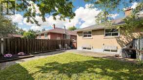 76 FENSIDE DRIVE | Toronto Ontario | Slide Image Thirty-nine