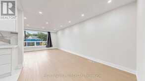 76 FENSIDE DRIVE | Toronto Ontario | Slide Image Nine