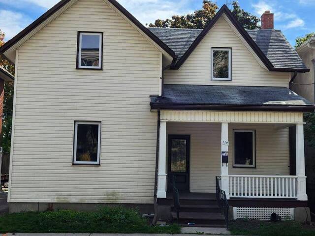 119 COLBORNE STREET E Oshawa Ontario, L1G 1M3 - 4 Bedrooms Home For Sale