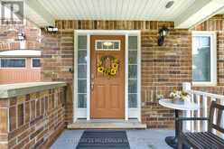 17 REICHERT COURT | Milton Ontario | Slide Image Four