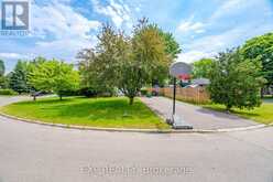 33 EARLSDALE CRESCENT | Brampton Ontario | Slide Image Two