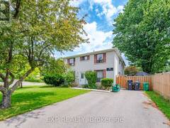 33 EARLSDALE CRESCENT Brampton Ontario, L6T 3A7