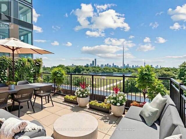 TH1 - 288 ST CLAIR AVENUE W Toronto Ontario, M4V 1S3 - 3 Bedrooms Condo For Sale