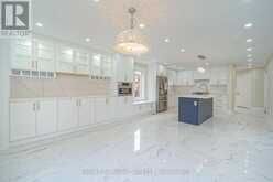 24 ARISTOTLE DRIVE E | Richmond Hill Ontario | Slide Image Seven