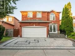 24 ARISTOTLE DRIVE E Richmond Hill Ontario, L4S 1J2