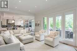 2458 MEADOWOOD CRESCENT | Oakville Ontario | Slide Image Eighteen