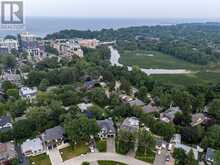 2458 MEADOWOOD CRESCENT | Oakville Ontario | Slide Image Three