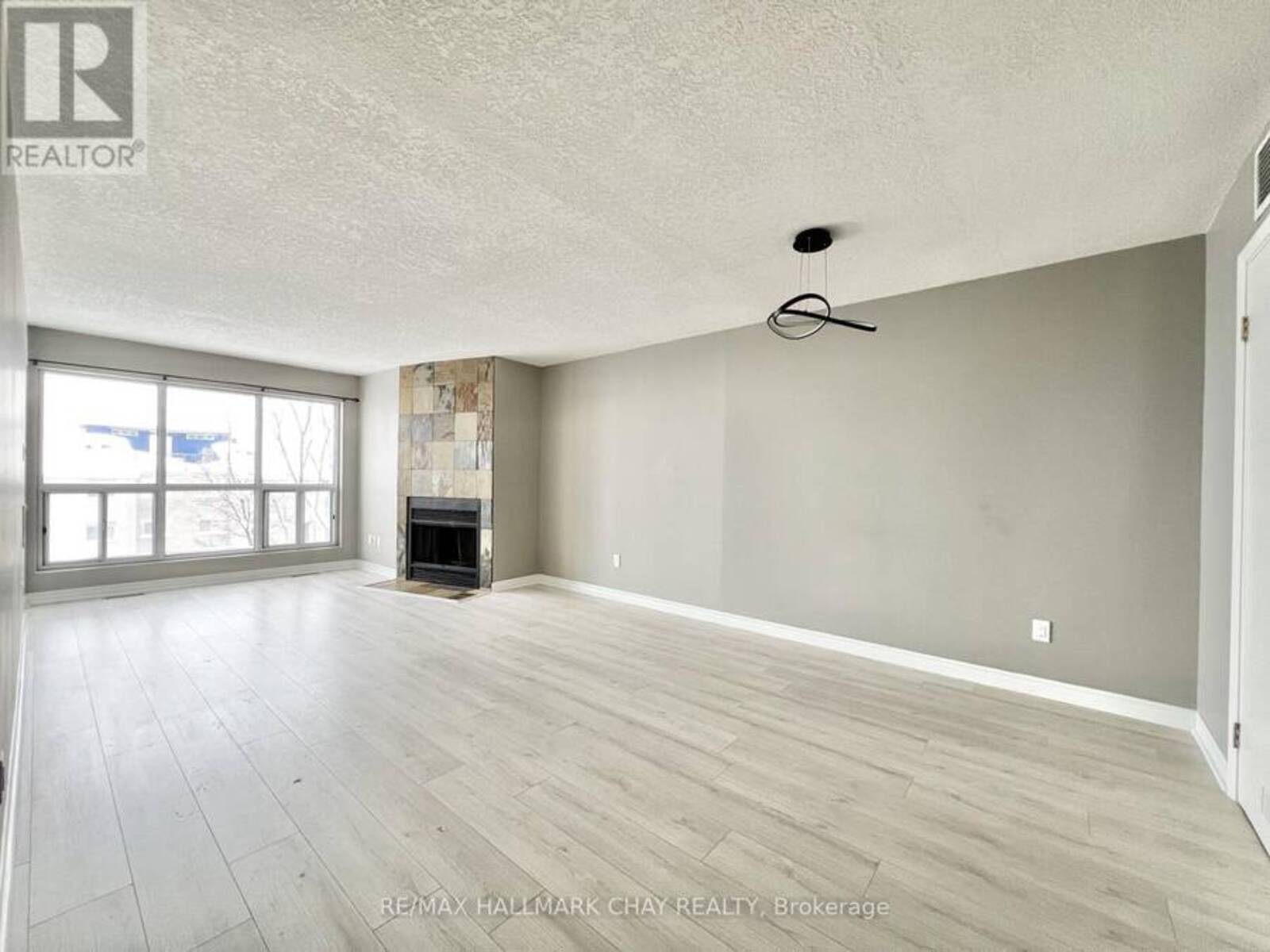 414 - 126 BELL FARM ROAD, Barrie, Ontario L4M 6J3