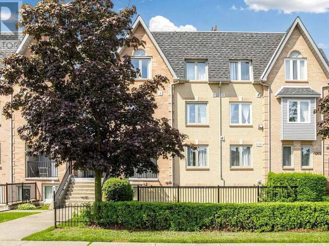 1003 - 75 WELDRICK DRIVE E Richmond Hill Ontario, L4C 0H9 - 2 Bedrooms Condo For Sale