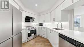 656 - 23 COX BOULEVARD | Markham Ontario | Slide Image Ten