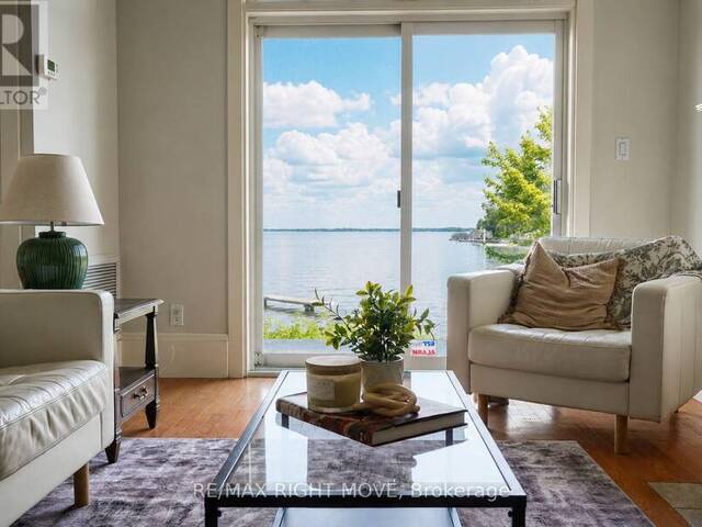 109 - 140 CEDAR ISLAND ROAD Orillia Ontario, L3V 1T1 - 2 Bedrooms Waterfront Condo For Sale