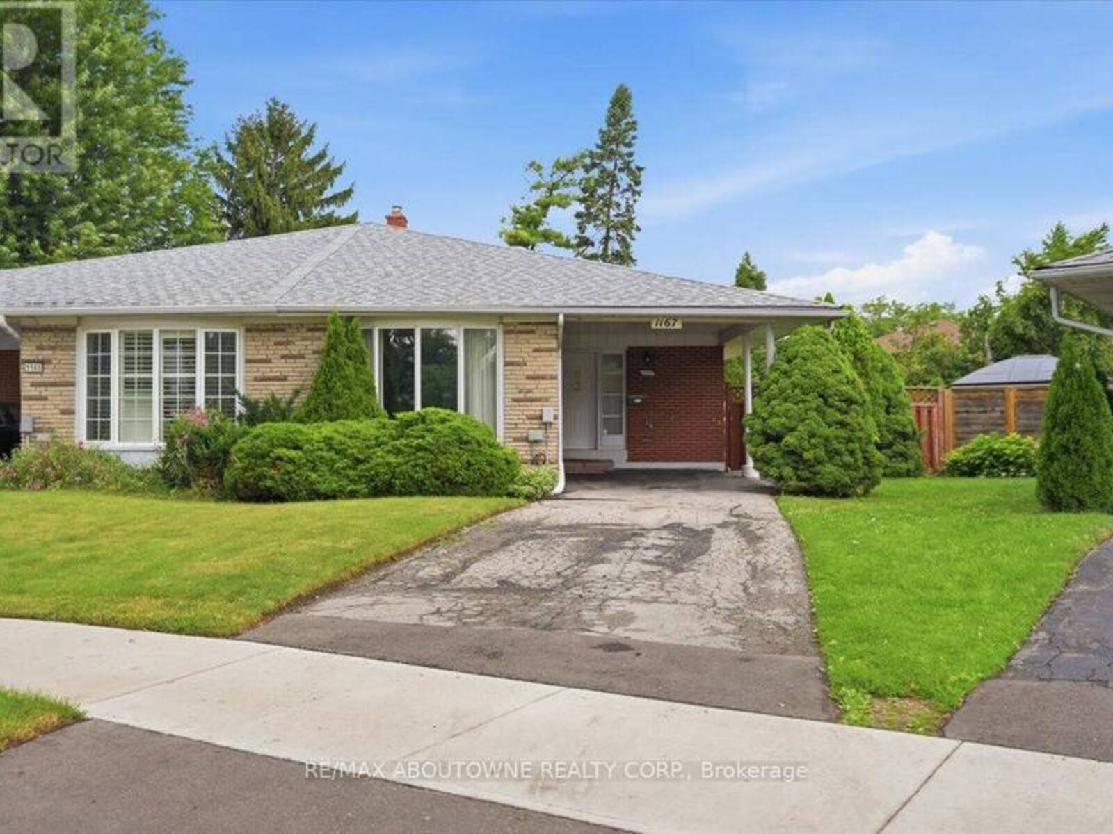 1167 SATURNIA CRESCENT, Mississauga, Ontario L4Y 2M2