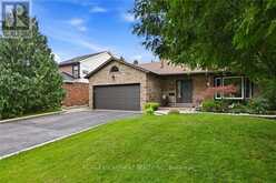 132 HAMPTON HEATH ROAD | Burlington Ontario | Slide Image Three