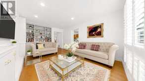 30 LAMBERT ROAD | Markham Ontario | Slide Image Four