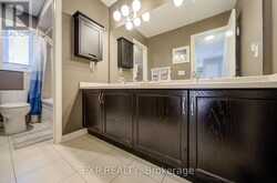 76 FORD WILSON BOULEVARD | Newmarket Ontario | Slide Image Thirty-one