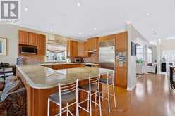 1536 PINERY CRESCENT | Oakville Ontario | Slide Image Eleven